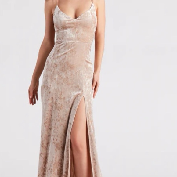 Large oatmeal crushed velvet dress - Picture 3 of 3